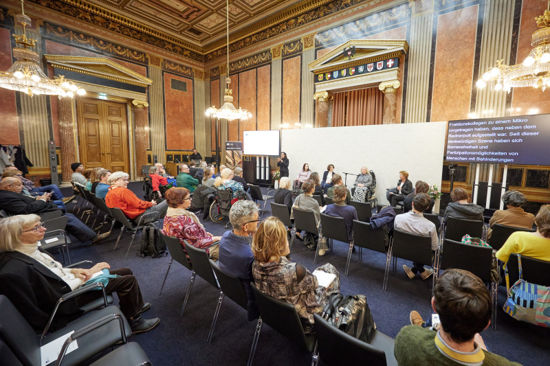 Eröffnungsworte Parlamentsvizedirektorin Susanne Janistyn-Novák