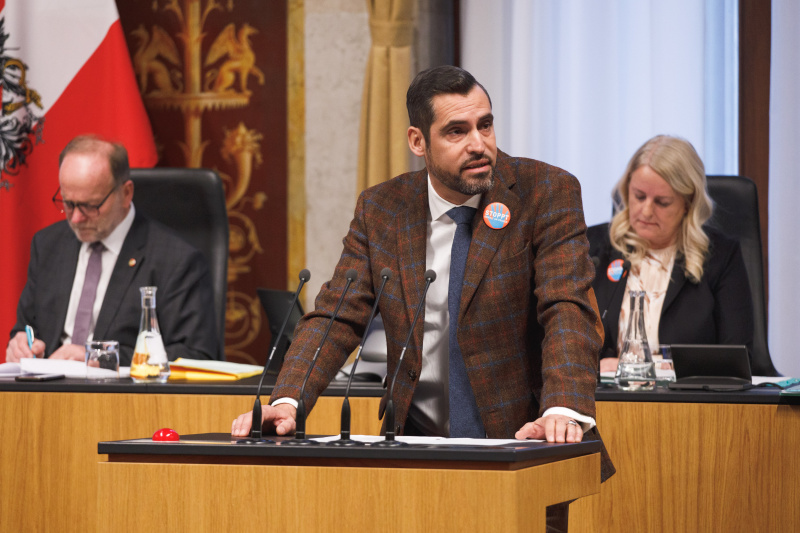 Am Rednerpult: Bundesrat Daniel Schmid (SPÖ)