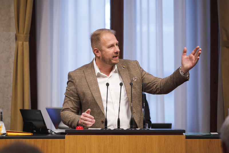 Am Rednerpult: Bundesrat Markus Leinfellner (FPÖ)