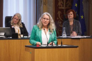 Am Rednerpult: Bundesrätin Simone Jagl (Grüne)