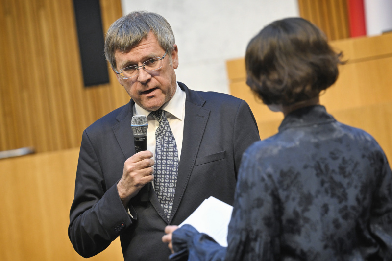 Panel 3 DIALOG verbindet - Demokratievermittlung -Demokratiebildung – Partizipationsworkshop. Abteilungsleiter "Demokratiebildung“ Parlamentsdirektion.Leopold Lugmayr