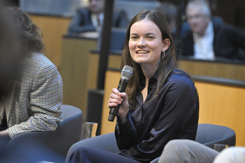 Panel 3 DIALOG verbindet - Jugend & Zukunft - Perspektiven und Visionen. ORF Redakteurin Lina Verdel
