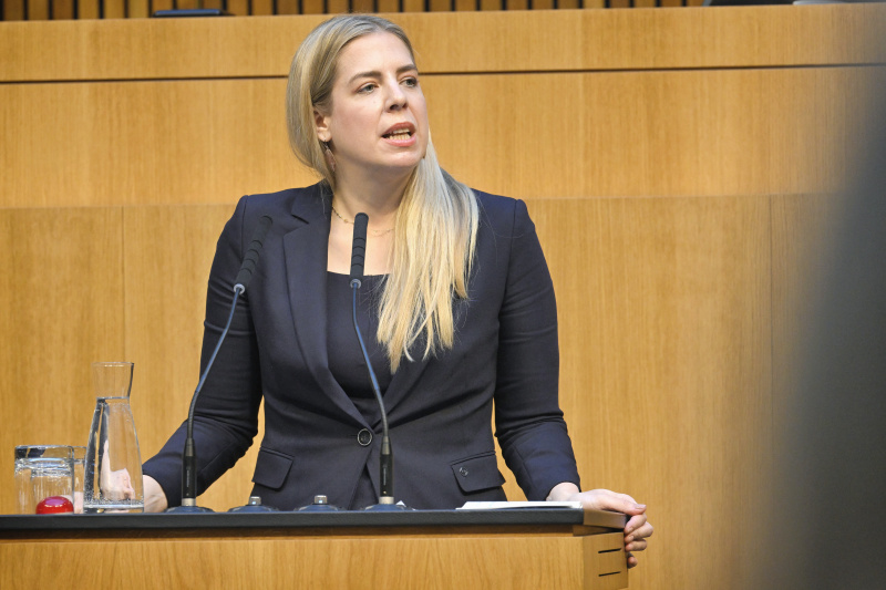 DIALOG verbindet - Statements der Bereichssprecher:innen. Am Rednerpult Bundesrätin Isabella Theuermann (FPÖ)