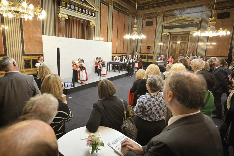 Kulturbeitrag der tschechischen Volksgruppe: Kinderfolkloregruppe „Marjanka“