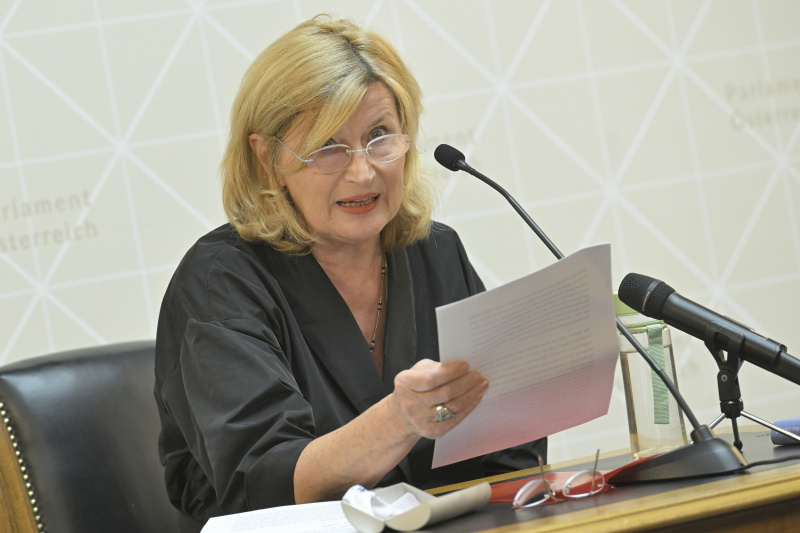 Kulturbeitrag der slowakischen Volksgruppe: Lesung von Zdenka Becker