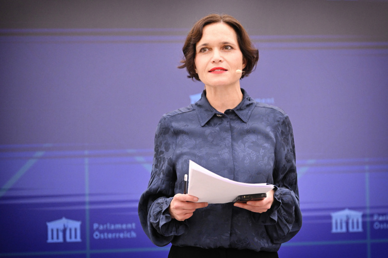 Moderation Katja Gasser