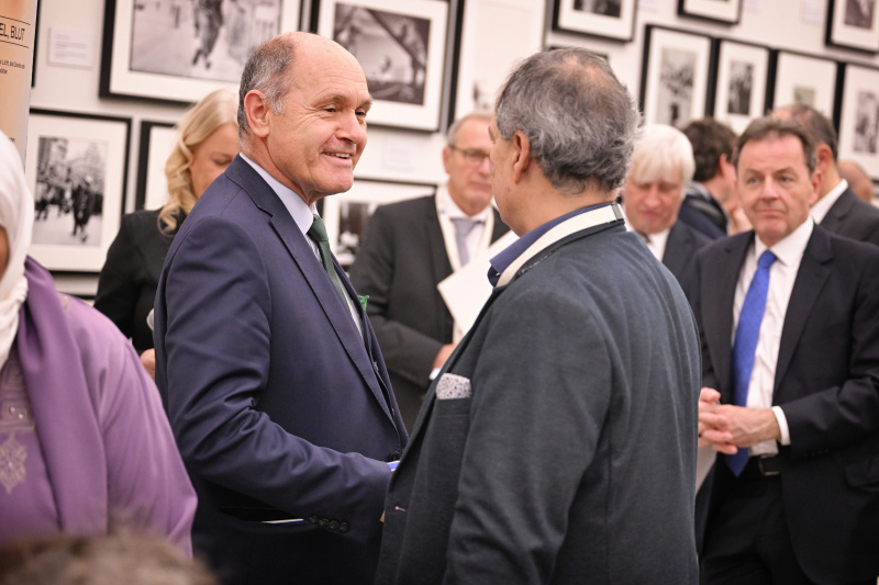 Nationalratspräsident Wolfgang Sobotka (ÖVP) mit Veranstaltungsteilnehmer:innen