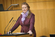 Am Rednerpult: Nationalratsabgeordnete Fiona Fiedler (NEOS)