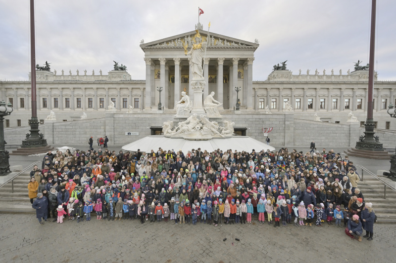 Gruppenfoto Schulverein Komenský
