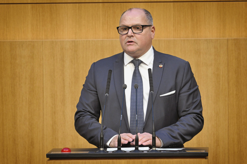 Am Rednerpult: Nationalratsabgeordneter Alois Schroll (SPÖ)