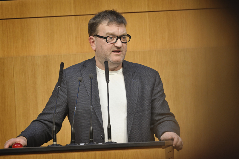 Am Rednerpult: Nationalratsabgeordneter Markus Koza (GRÜNE)