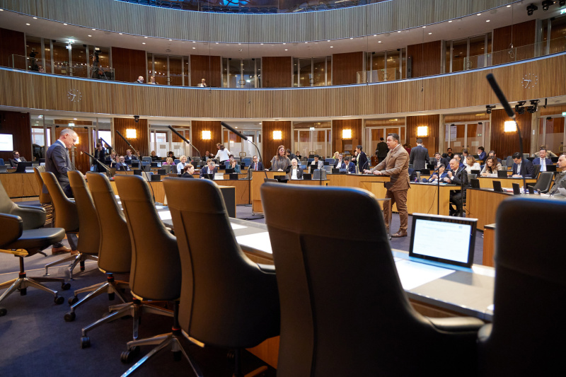 Fragesteller Nationalratsabgeordneter Christian Ries (FPÖ)