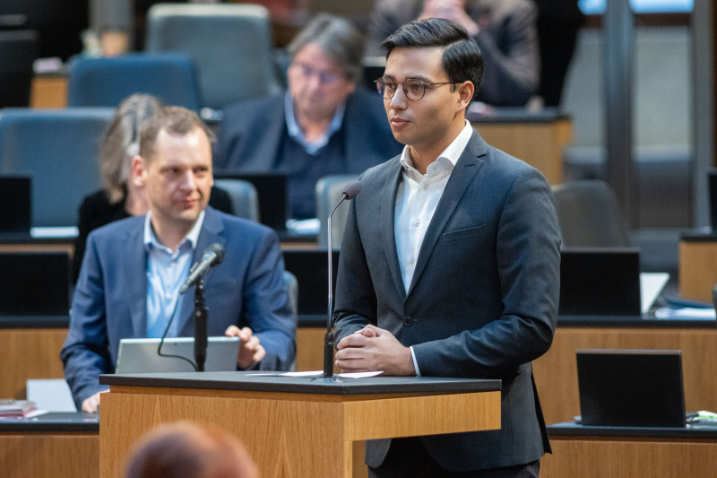 Fragesteller Nationalratsabgeordneter Yannick Shetty (NEOS)