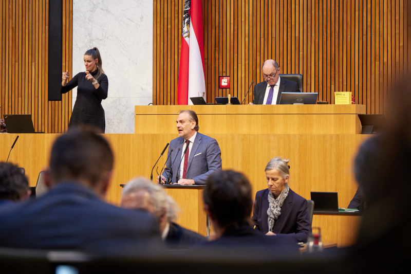 Am Rednerpult Nationalratsabgeordneter Andreas Kollross (SPÖ)