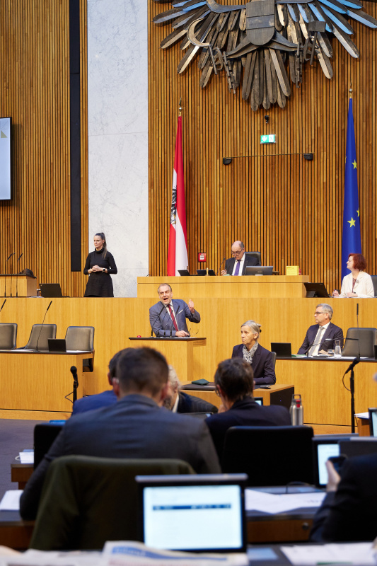 Am Rednerpult Nationalratsabgeordneter Andreas Kollross (SPÖ)