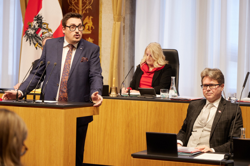 Am Rednerpult Vorsitzender der Bundesratsfraktion Christoph Steiner (FPÖ)