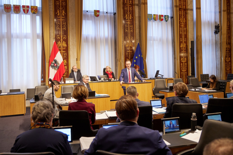 Am Rednerpult Bundesrat Dominik Reisinger (SPÖ)