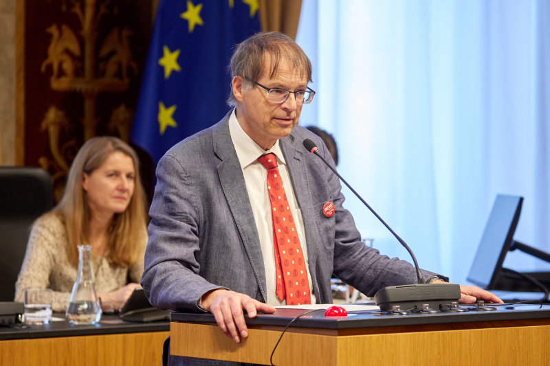 Am Rednerpult Bernd Wieser Universität Graz