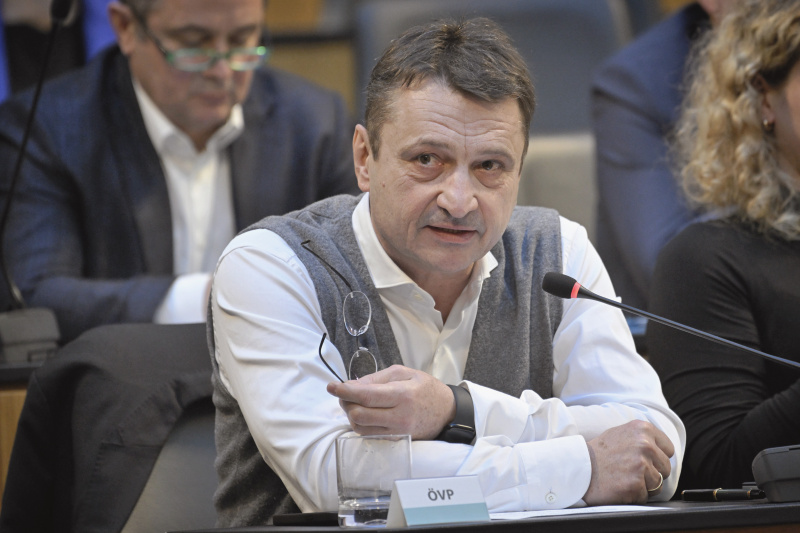 Nationalratsabgeordneter Klaus Fürlinger (ÖVP) am Wort