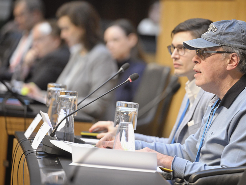 Vertreter des Volksbegehrens von links: Marcus Hohenecker, Anatolij Volk