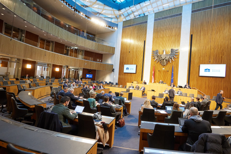 Nationalratsabgeordneter Christian Stocker (ÖVP) am Präsidium