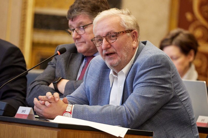 Nationalratsabgeordneter Christoph Matznetter (SPÖ) am Wort