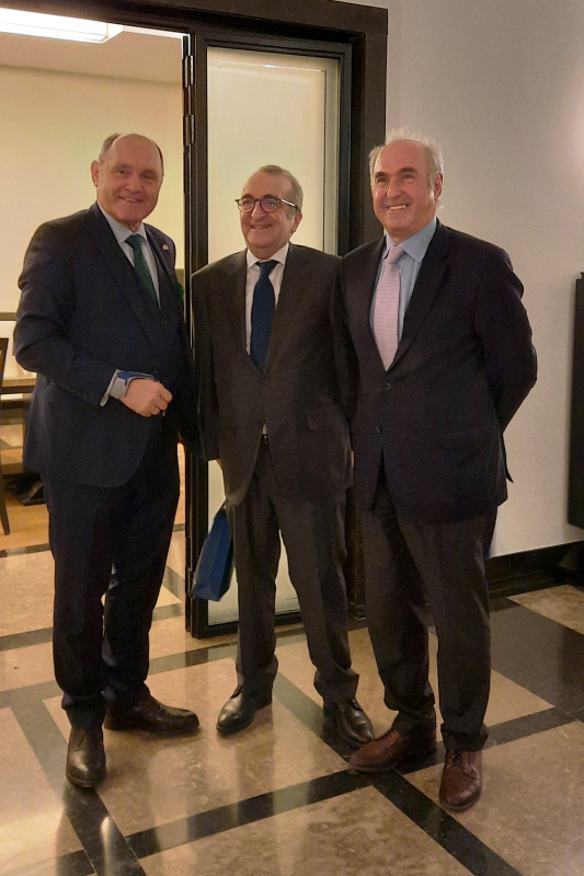 Nationalratspräsident Wolfgang Sobotka (ÖVP) (links) und Präsident der jüdischen Vertretung in Belgien Yves Oschinsky, Président du CCOJB (rechts)