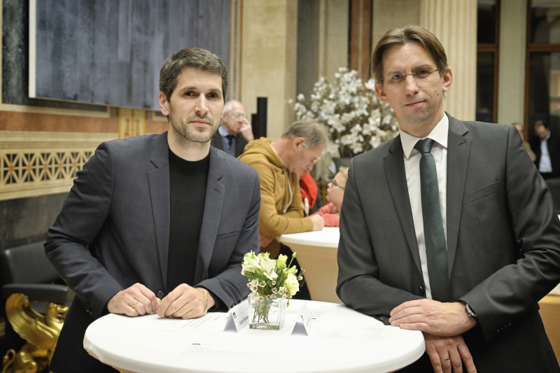 Von links: Nationalratsabgeordneter Lukas Hammer (GRÜNE), Nationalratsabgeordneter Joachim Schnabel (ÖVP)