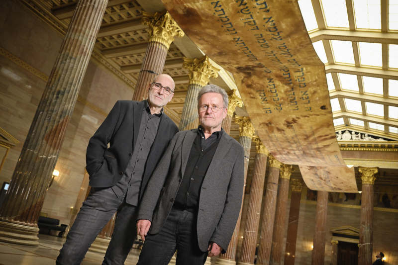 Von links: Die Künstler Luis Rivera und Oskar Stocker