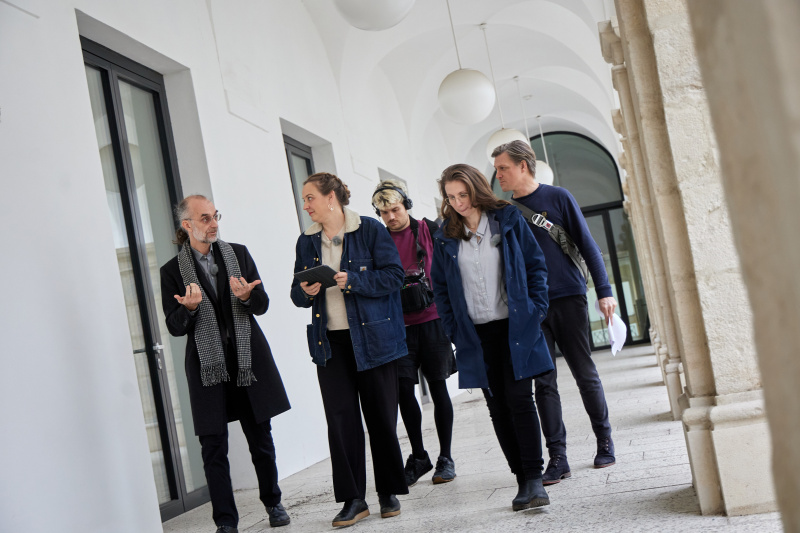 Von links: Direktor des Instituts für Technikfolgenabschätzung (ITA) Michael Nentwich, Moderation Tatjana Lukáš, Stellvertretende Leiterin der Abteilung Parlamentswissenschaftliche Grundsatzarbeit Franziska Bereuter