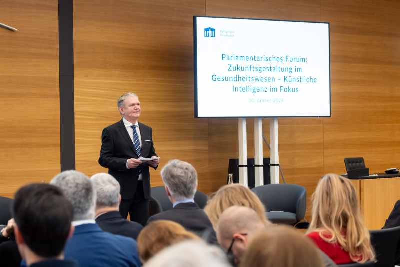 Leiter ORF Wissenschaft Günther Mayr