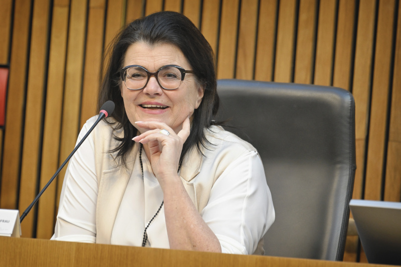 Vorsitzende Nationalratsabgeordnete Elisabeth Pfurtscheller (ÖVP)