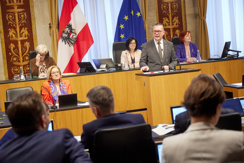 Am Rednerpult Bundesrat Matthias Zauner (ÖVP)