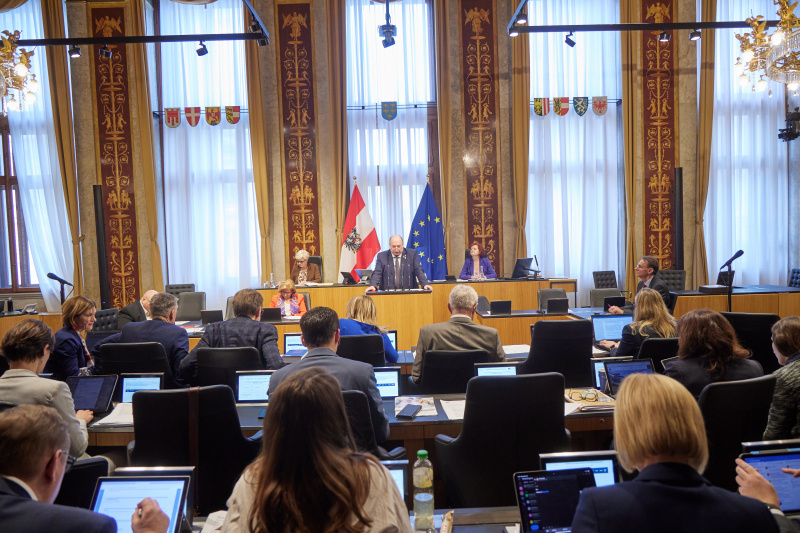 Am Rednerpult Bundesrat Michael Bernard (FPÖ)