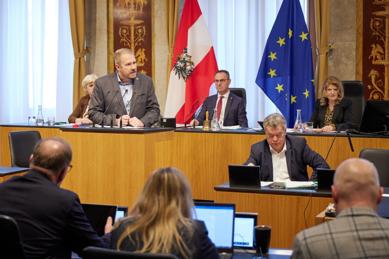 Am Rednerpult Bundesrat Markus Leinfellner (FPÖ)