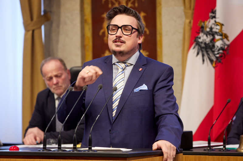 Am Rednerpult Vorsitzender der Bundesratsfraktion Christoph Steiner (FPÖ)