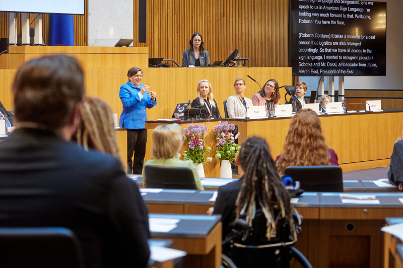 Keynote Rektorin der Gallaudet University Roberta Cordano
