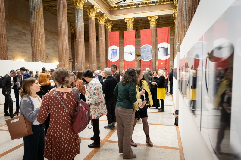 Blick in die Säulenhalle