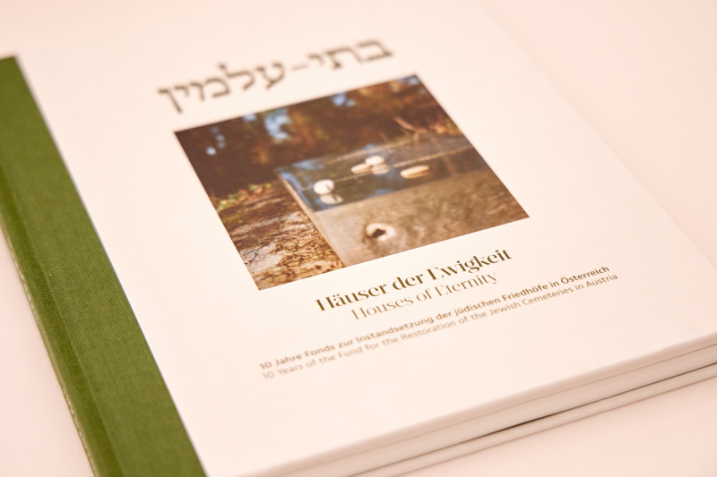Buchpräsentation: Häuser der Ewigkeit. Instandsetzung der jüdischen Friedhöfe in Österreich