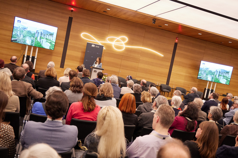 Moderation Generalsekretärin-Stellvertreterin des Nationalfonds der Republik Österreich für Opfer des Nationalsozialismus Judith Pfeffer