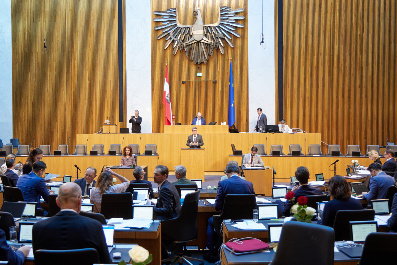 Am Rednerpult Nationalratsabgeordneter Robert Laimer (SPÖ)