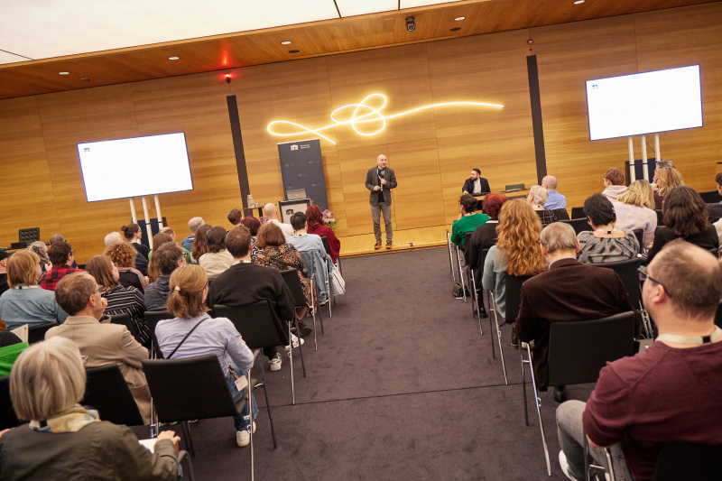 Kurzpräsentation und Showcases durch Laurenz Ennser-Jedenastik - Institut für Staatswissenschaften Universität Wien
