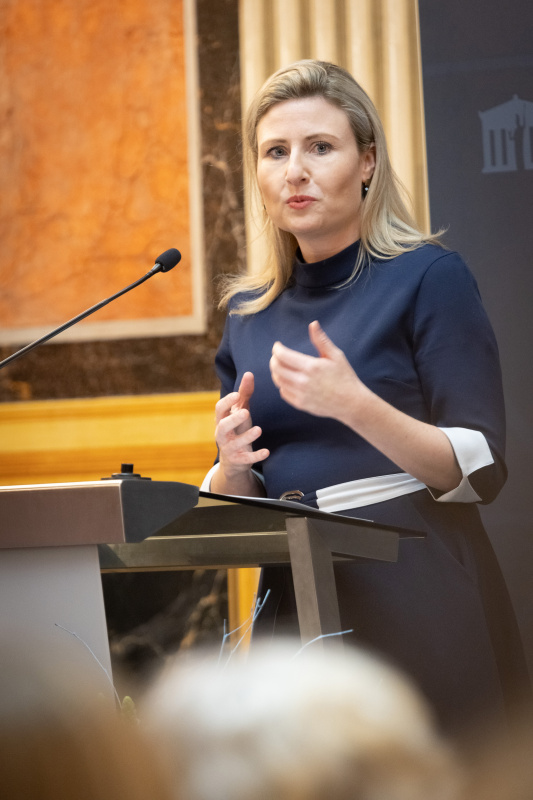 Grußworte Frauenministerin Susanne Raab (ÖVP)