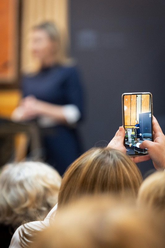 Grußworte Frauenministerin Susanne Raab (ÖVP)