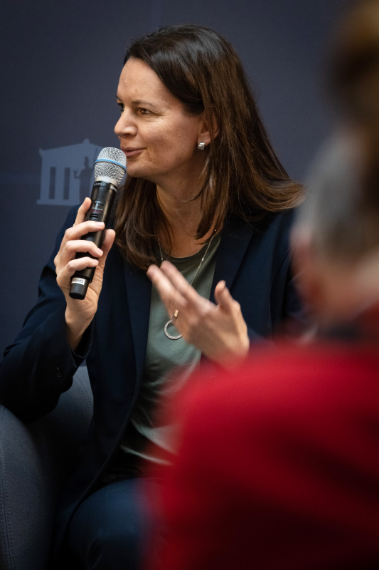 Podiumsdiskussion - Gleichstellung stärkt Demokratie und Gesellschaft - Abgeordnete zum Landtag von Niederösterreich und Bürgermeisterin der Stadtgemeine St. Valentin Kerstin Suchan-Mayr (SPÖ)
