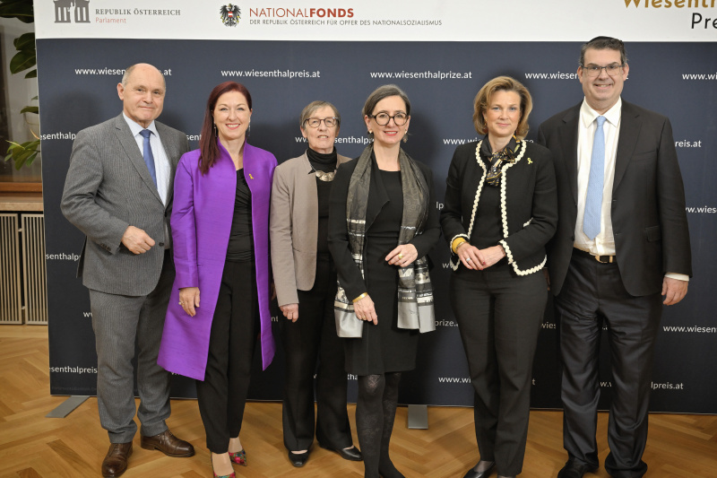 Gruppenfoto der Jury des Simon-Wiesenthal-Preises