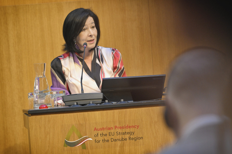 Opening speech. President of the Federal Council Margit Göll (ÖVP)