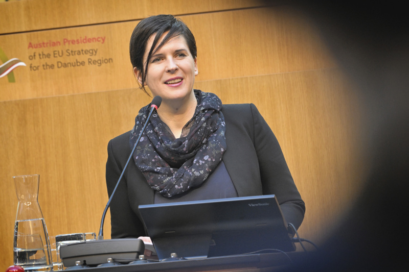 Session 2: Education for Democracy. Keynote. Professor of Democracy Education University of Vienna Britta Breser