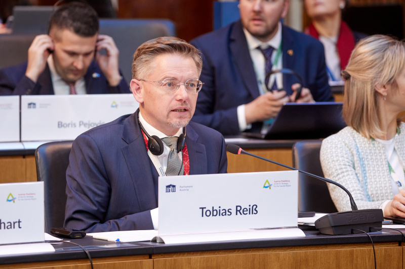 Session 2: Education for Democracy. Statement First Vice-President State Parliament of Bavaria Tobias Reiß