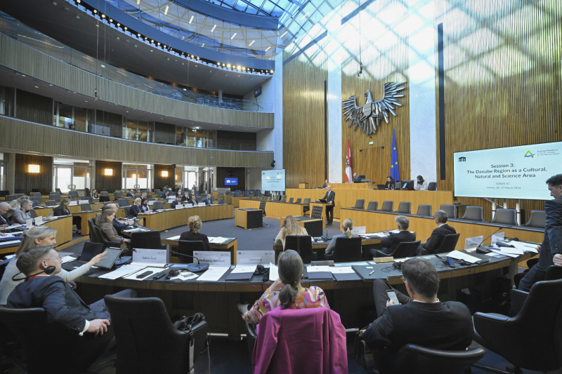 Session 3: The Danube Region as a Cultural, Natural and Science Area. Keynote. Chairman of the Danube Rectors’ Conference Friedrich Faulhammer